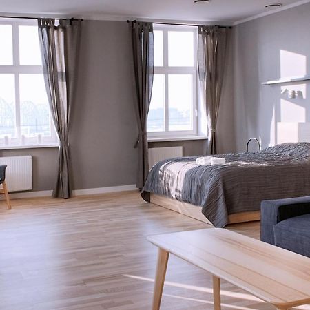 Modern Apartment In Old Riga With A River View Екстер'єр фото