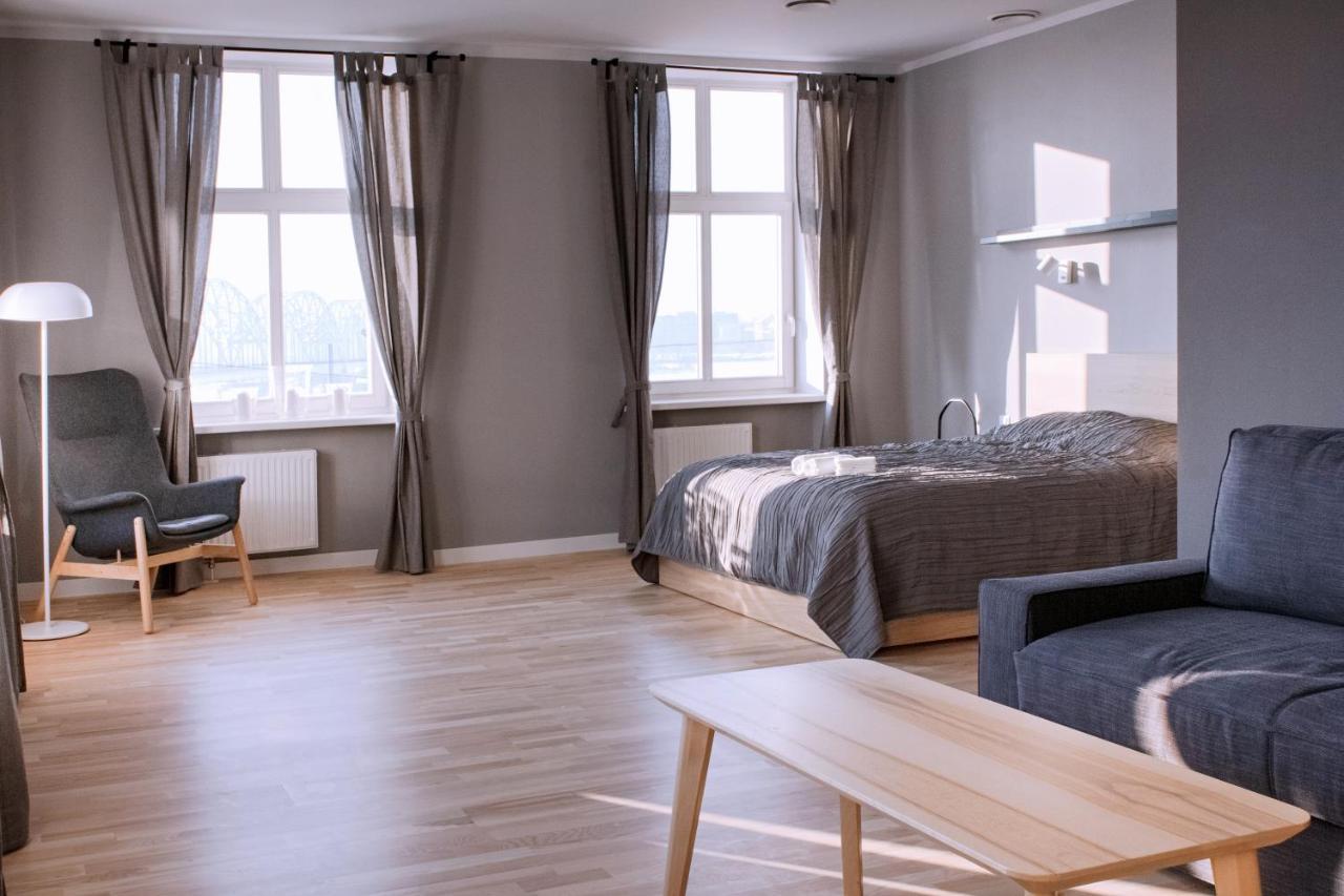 Modern Apartment In Old Riga With A River View Екстер'єр фото