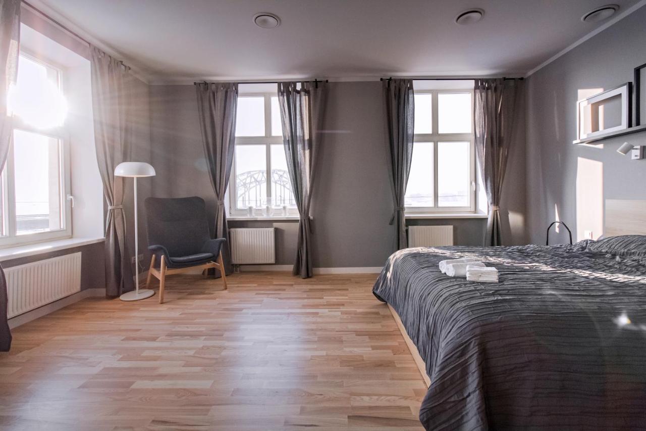 Modern Apartment In Old Riga With A River View Екстер'єр фото